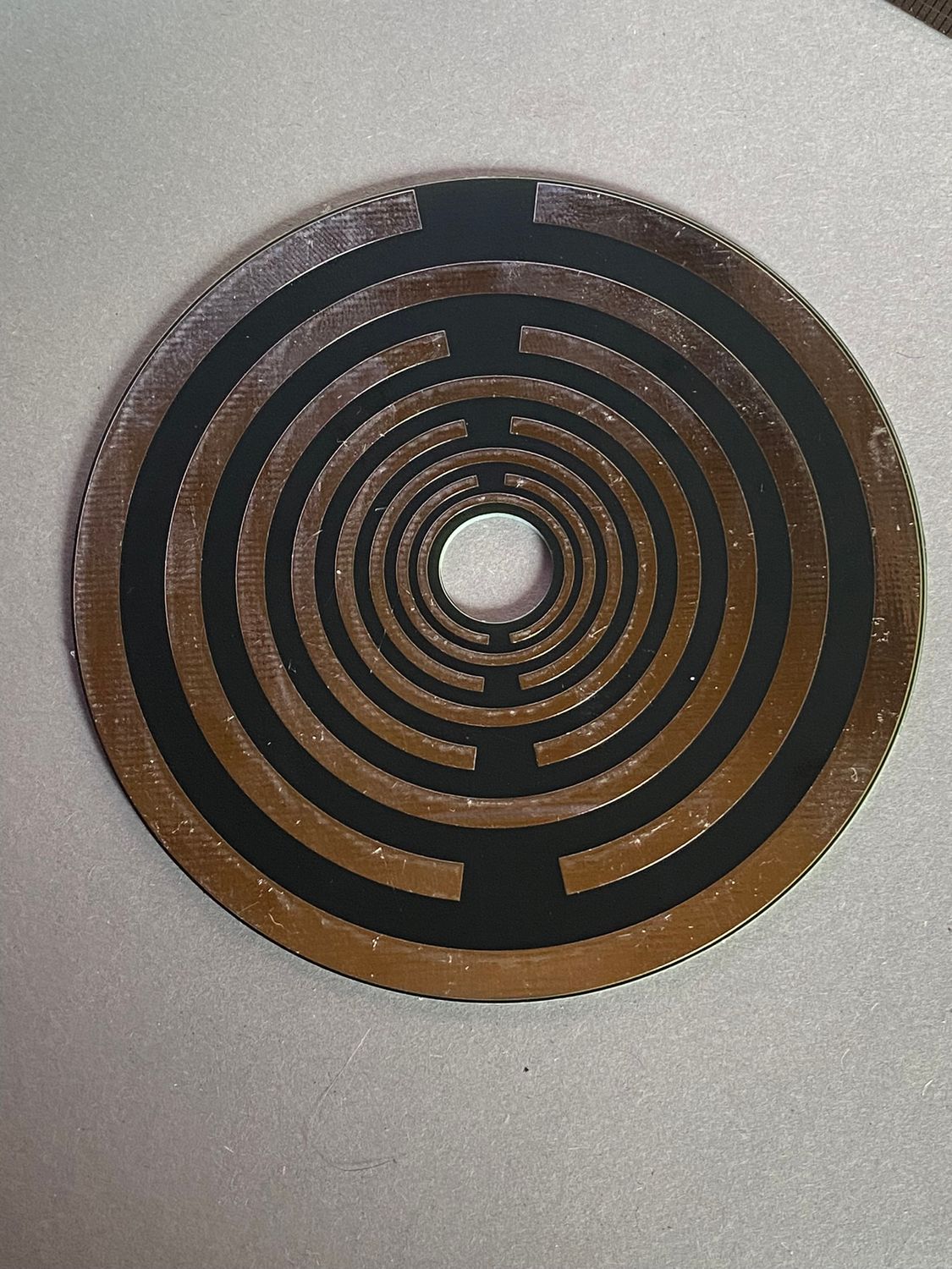 90 mm Disc – Lakhovsky MWO – 12-mm-Loch / zinnlegiert / schwarz – Produktansicht 1