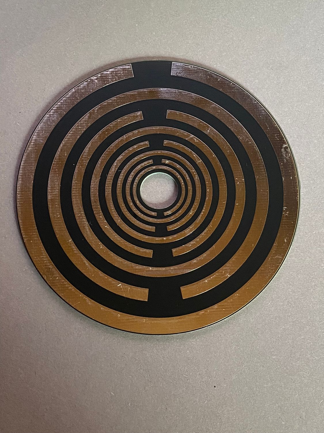 90 mm Disc – Lakhovsky MWO – 12-mm-Loch / zinnlegiert / schwarz – Produktansicht 1