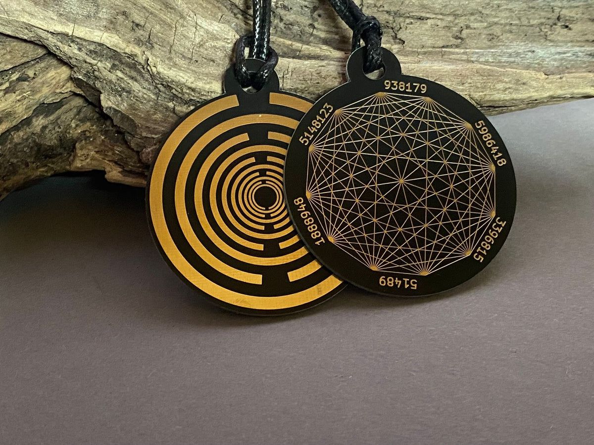 Amulett – Disc ca. 48x58 mm – Lakhovsky MWO + Dodecagram – 58 mm / goldlegiert / schwarz – Produktansicht 1