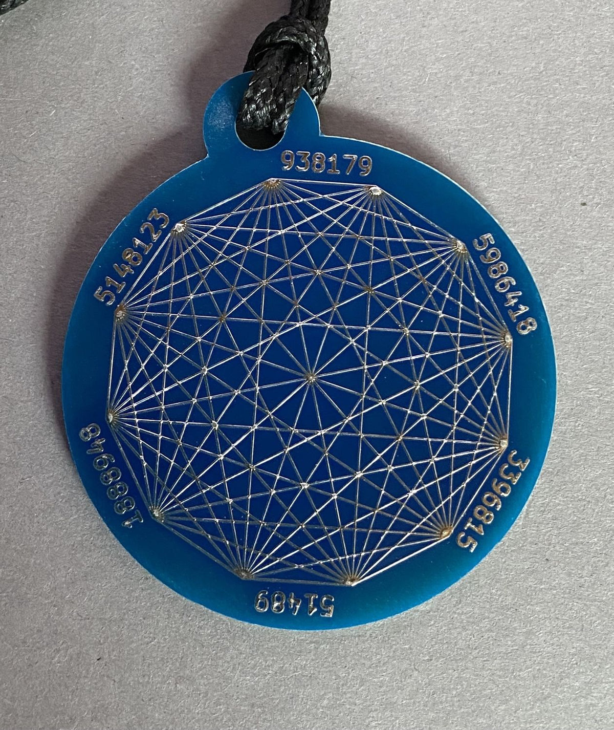 Amulett – Disc ca. 48x58 mm – Lakhovsky MWO + Dodecagram – 58 mm / zinnlegiert / blau – Produktansicht 1