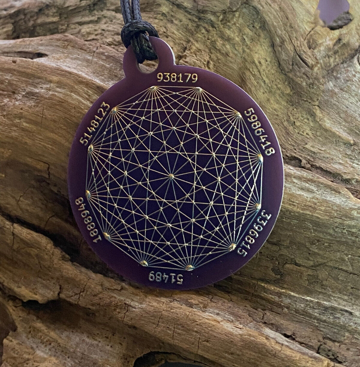 Amulett – Disc ca. 48x58 mm – Lakhovsky MWO + Dodecagram – 58 mm / zinnlegiert / lila – Produktansicht 1