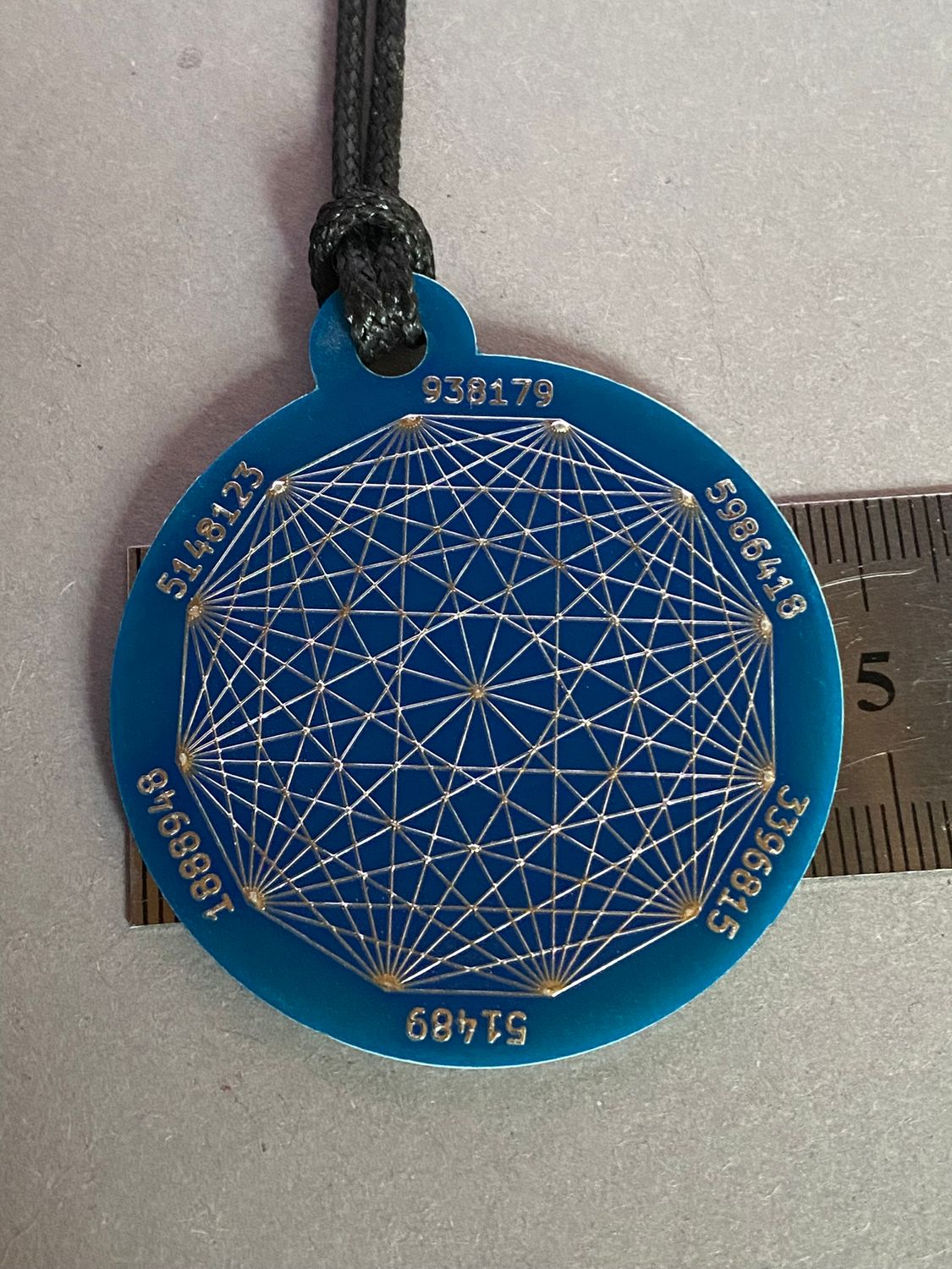 Amulett – Disc ca. 48x58 mm – Lakhovsky MWO + Dodecagram – 58 mm / zinnlegiert / blau – Produktansicht 1