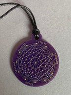 Amulett – Disc ca. 48x58 mm – Lakhovsky MWO + Dodecagram – 58 mm / zinnlegiert / lila – Produktansicht 1