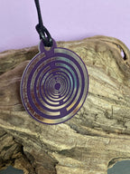 Amulett – Disc ca. 48x58 mm – Lakhovsky MWO + Dodecagram – 58 mm / zinnlegiert / lila – Produktansicht 1