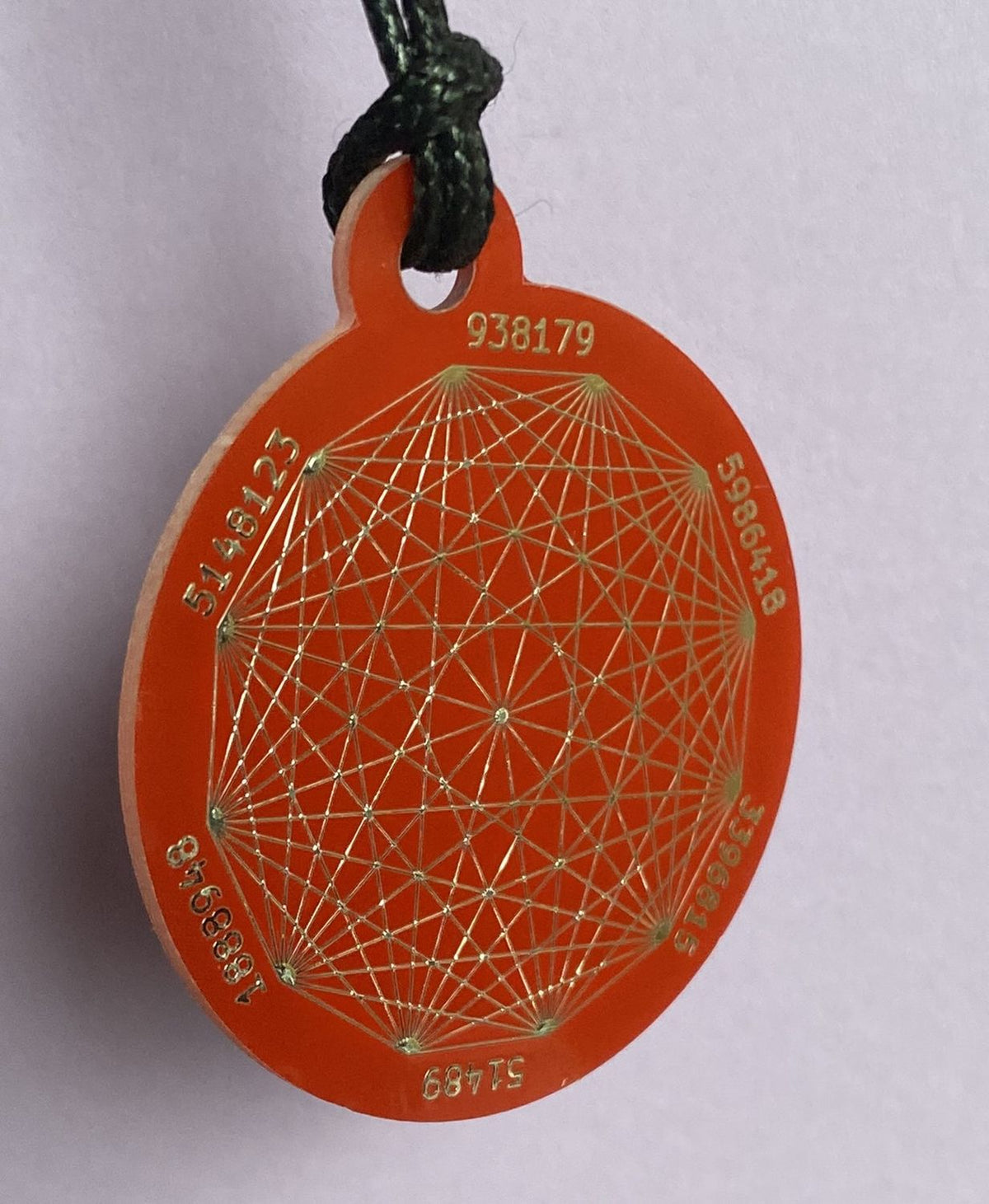 Amulett – Disc ca. 48x58 mm – Lakhovsky MWO + Dodecagram – 58 mm / zinnlegiert / rot – Produktansicht 1