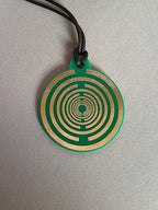 Amulett – Disc ca. 48x58 mm – Lakhovsky MWO + Dodecagram – 58 mm / zinnlegiert / grün – Produktansicht 1