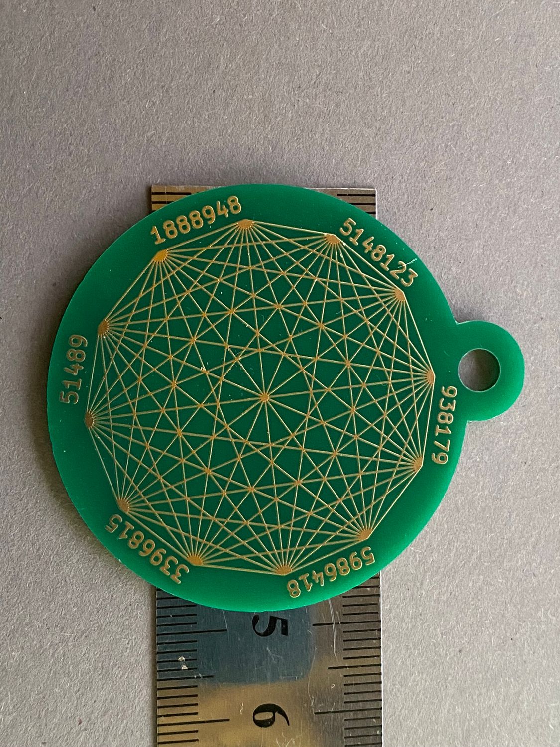 Amulett – Disc ca. 48x58 mm – Lakhovsky MWO + Dodecagram – 58 mm / goldlegiert / grün – Produktansicht 1