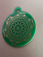 Amulett – Disc ca. 48x58 mm – Lakhovsky MWO + Dodecagram – 58 mm / goldlegiert / grün – Produktansicht 1