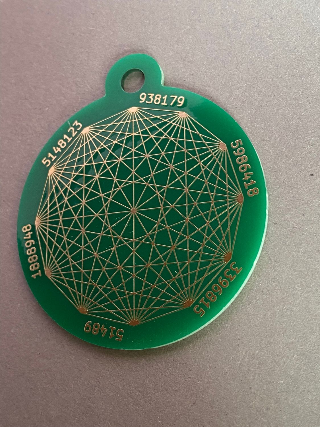 Amulett – Disc ca. 48x58 mm – Lakhovsky MWO + Dodecagram – 58 mm / goldlegiert / grün – Produktansicht 1