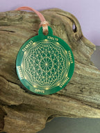 Amulett – Disc ca. 48x58 mm – Lakhovsky MWO + Dodecagram – 58 mm / goldlegiert / grün – Produktansicht 1