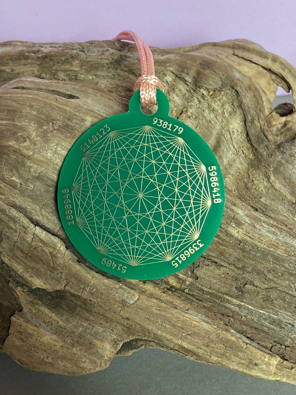 Amulett – Disc ca. 48x58 mm – Lakhovsky MWO + Dodecagram – 58 mm / goldlegiert / grün – Produktansicht 1