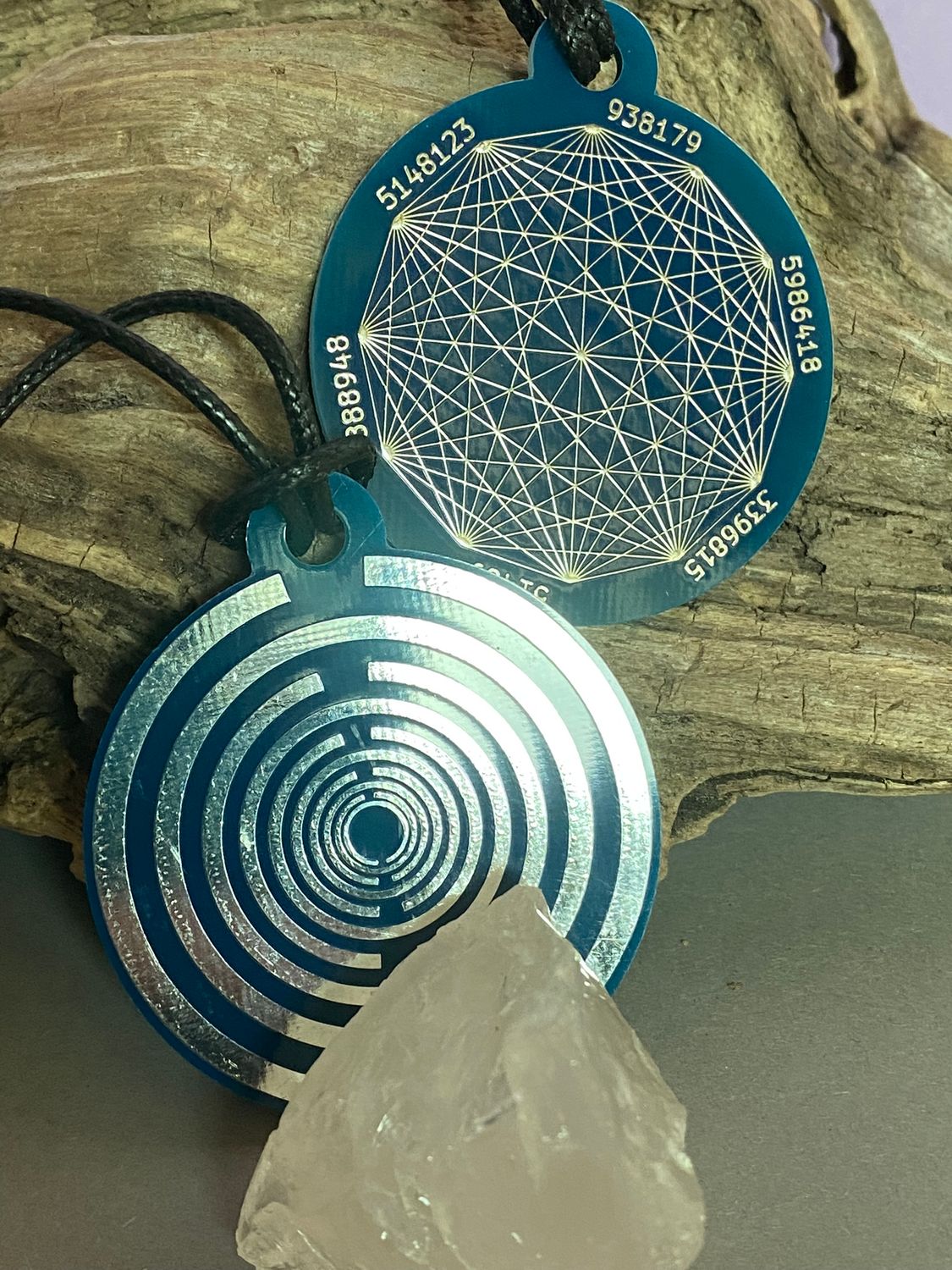 Amulett – Disc ca. 48x58 mm – Lakhovsky MWO + Dodecagram – 58 mm / zinnlegiert / blau – Produktansicht 1