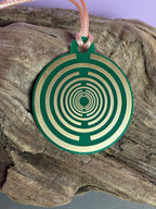Amulett – Disc ca. 48x58 mm – Lakhovsky MWO + Dodecagram – 58 mm / goldlegiert / grün – Produktansicht 1