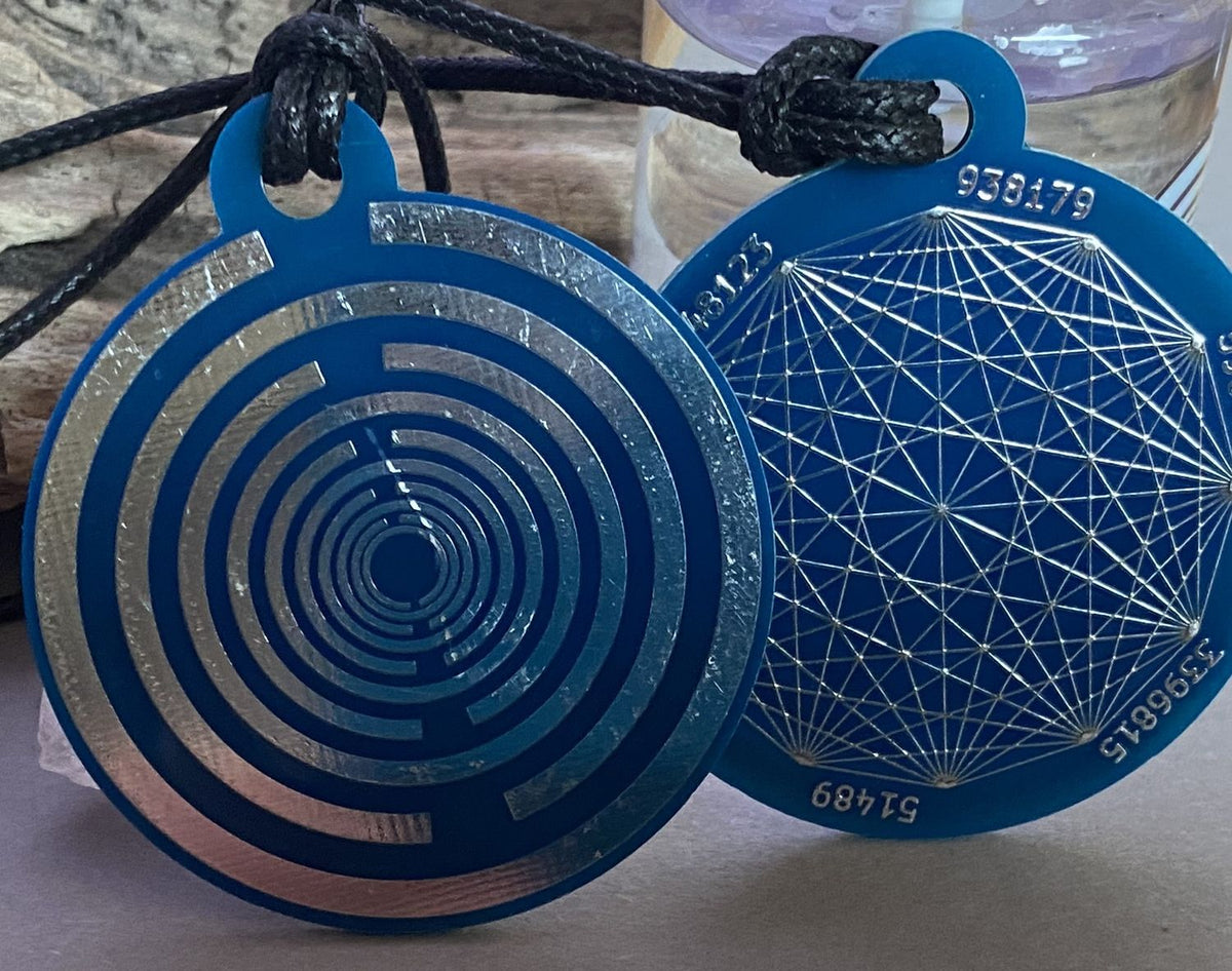 Amulett – Disc ca. 48x58 mm – Lakhovsky MWO + Dodecagram – 58 mm / zinnlegiert / blau – Produktansicht 1