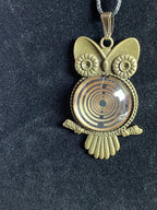 Amulett – Krafttier Eule – Lakhovsky MWO – goldlegiert / nachtschwarz – Produktansicht 1