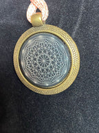 Amulett – Dodecagram als schwarzer 25 mm Coin – Dodecagram – 25 mm / zinnlegiert / Fassung bronzefarben – Produktansicht 1