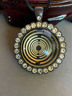 Amulett – Lakhovsky MWO – 25 mm / goldlegiert / Fassung braune – Produktansicht 1