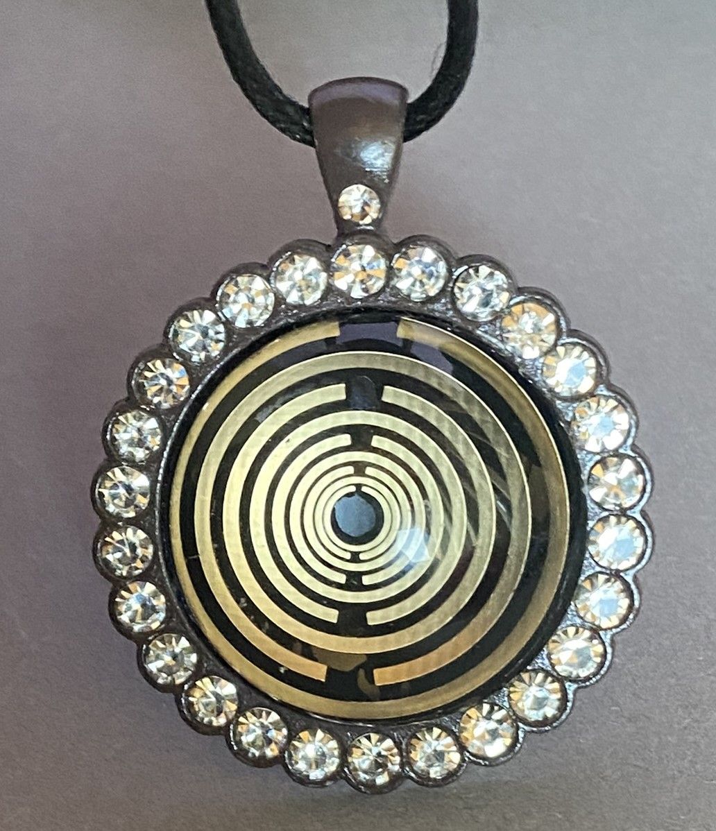 Amulett – Lakhovsky MWO – 25 mm / goldlegiert / Fassung braune – Produktansicht 1