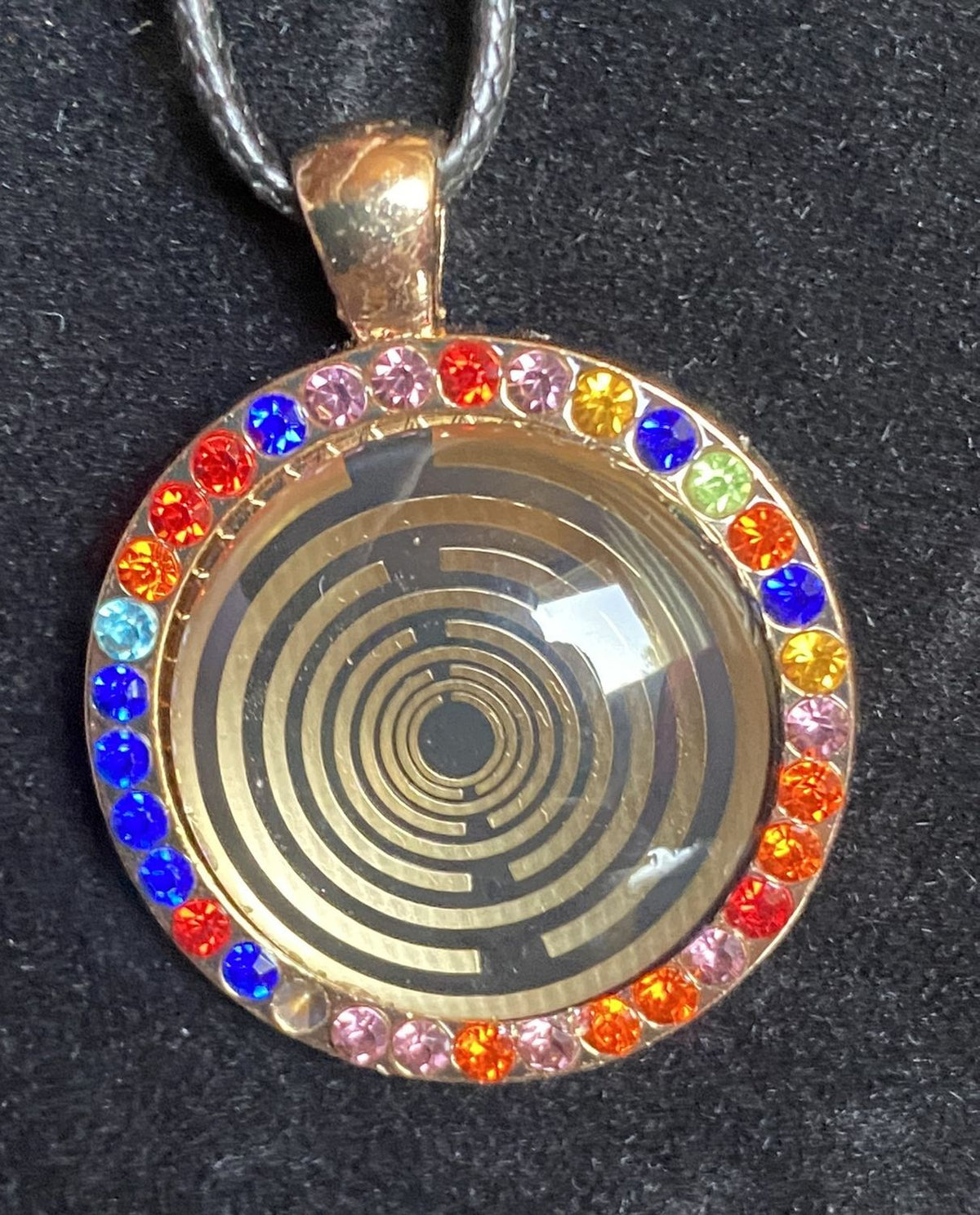 Amulett – Glamour – Lakhovsky MWO – 25 mm / goldlegiert / nachtschwarz – Produktansicht 1