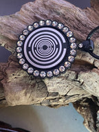 Amulett – Glamour – Lakhovsky MWO – 25 mm / zinnlegiert / Fassung schwarze – Produktansicht 1