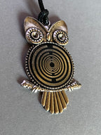 Amulett – Eule – Lakhovsky MWO Antenne als – Lakhovsky MWO – 25 mm / zinnlegiert / Fassung silberfarben – Produktansicht 1