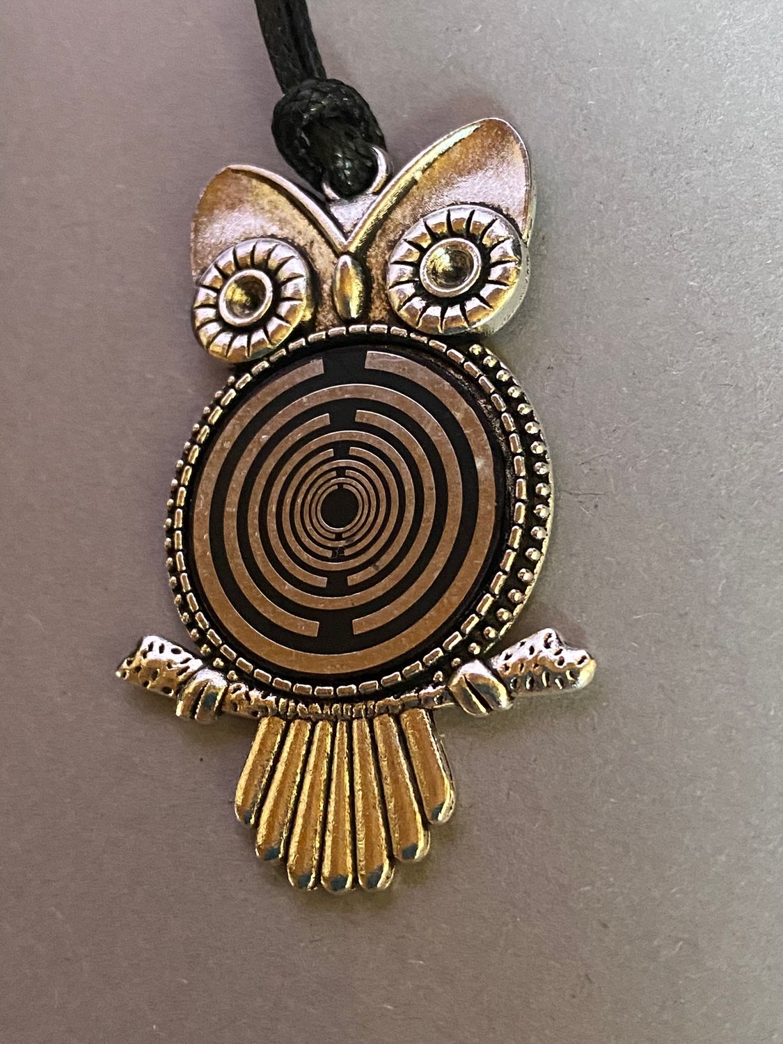 Amulett – Eule – Lakhovsky MWO Antenne als – Lakhovsky MWO – 25 mm / zinnlegiert / Fassung silberfarben – Produktansicht 1