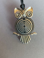Amulett – Eule – Lakhovsky MWO Antenne als – Lakhovsky MWO – 25 mm / zinnlegiert / Fassung silberfarben – Produktansicht 1