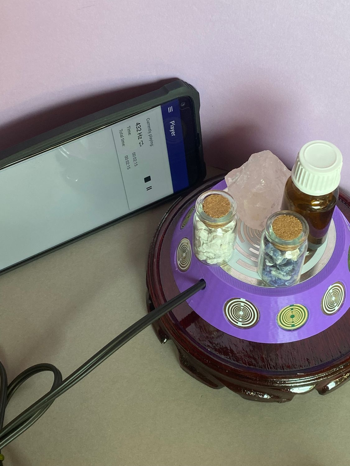 69 mm VibraNex UFO, 1-farbig, Oberflächenplatte zinnlegiert, Füllung Amethyst – Produktansicht 1