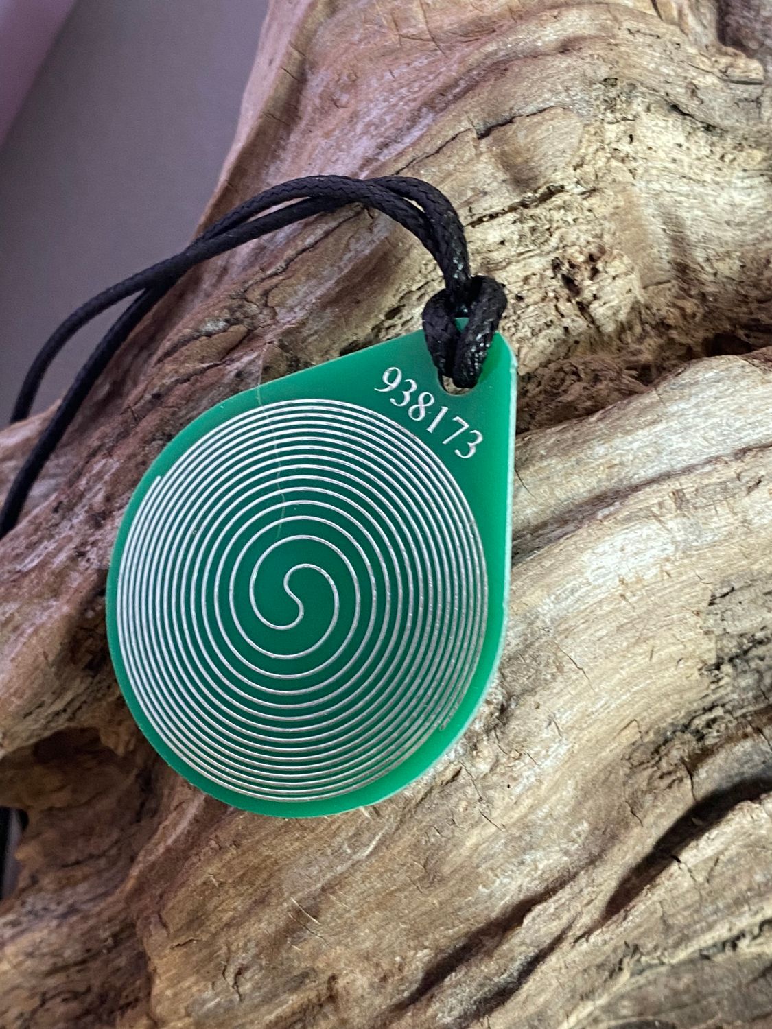 Anhänger Blume des Lebens – Bifilar Spule, grün, ca. 40 mm x 48 mm, zinnlegiert – Produktansicht 1
