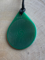 Anhänger Blume des Lebens – Bifilar Spule, grün, ca. 40 mm x 48 mm, zinnlegiert – Produktansicht 1