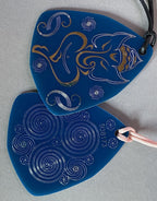 Amulett – Disc – Ganesha der Glücksbote+ die – 69 mm / zinnlegiert / blau – Produktansicht 1
