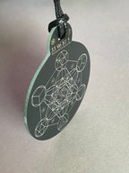 Anhänger Metatron schwarz, zinnlegiert ca. 52 mm x 62 mm – Produktansicht 1
