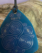 Amulett – Disc – Ganesha der Glücksbote+ die – 69 mm / zinnlegiert / blau – Produktansicht 1
