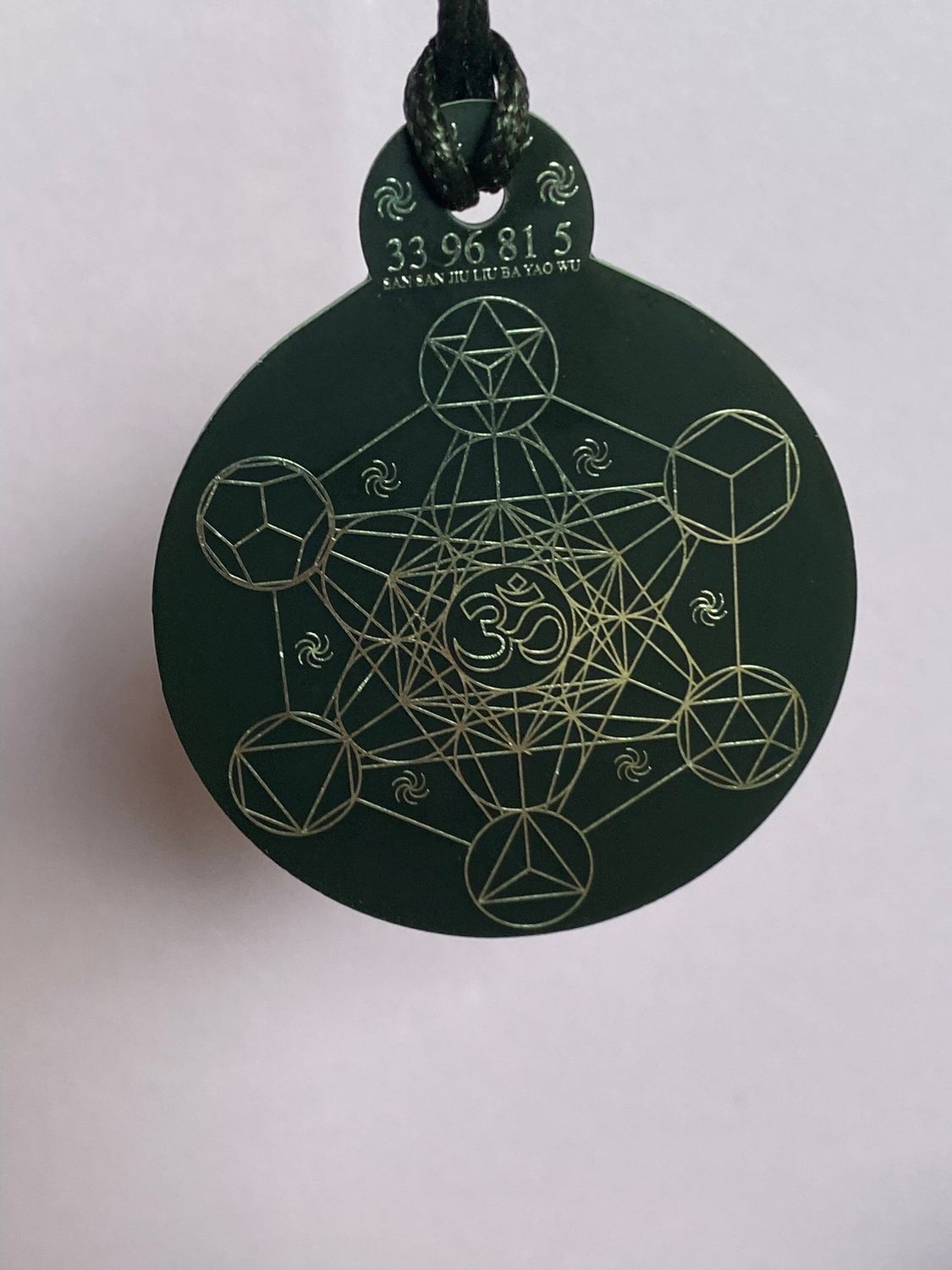 Anhänger Metatron schwarz, zinnlegiert ca. 52 mm x 62 mm – Produktansicht 1