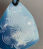 Amulett – Disc – Ganesha der Glücksbote+ die – 69 mm / zinnlegiert / blau – Produktansicht 1