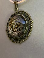 Amulett – bronzefarben, Dodecagram 12 – er Stern, Disc in schwarz 25 mm, goldlegiert, kupferunterlegt – Produktansicht 1