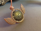 Amulett – glamour – Dodecagram – 25 mm / goldlegiert / Fassung altrose Engelsflügel – Produktansicht 1