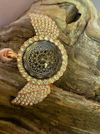 Amulett – glamour – Dodecagram – 25 mm / goldlegiert / Fassung altrose Engelsflügel – Produktansicht 1