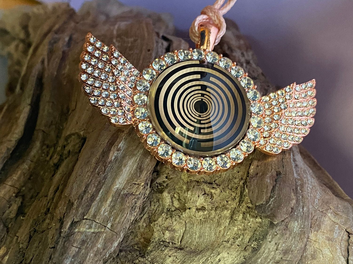 Amulett – glamour – Lakhovsky MWO – 25 mm / goldlegiert / Fassung altrose Farbe Engelsflügel – Produktansicht 1