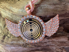 Amulett – glamour – Lakhovsky MWO – 25 mm / goldlegiert / Fassung altrose Farbe Engelsflügel – Produktansicht 1