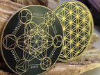 50 mm Disc – Metatron + Blume des Lebens – goldlegiert / schwarz – Produktansicht 1
