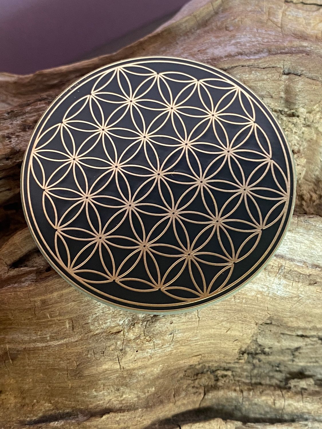 50 mm Disc – Metatron + Blume des Lebens – goldlegiert / schwarz – Produktansicht 1