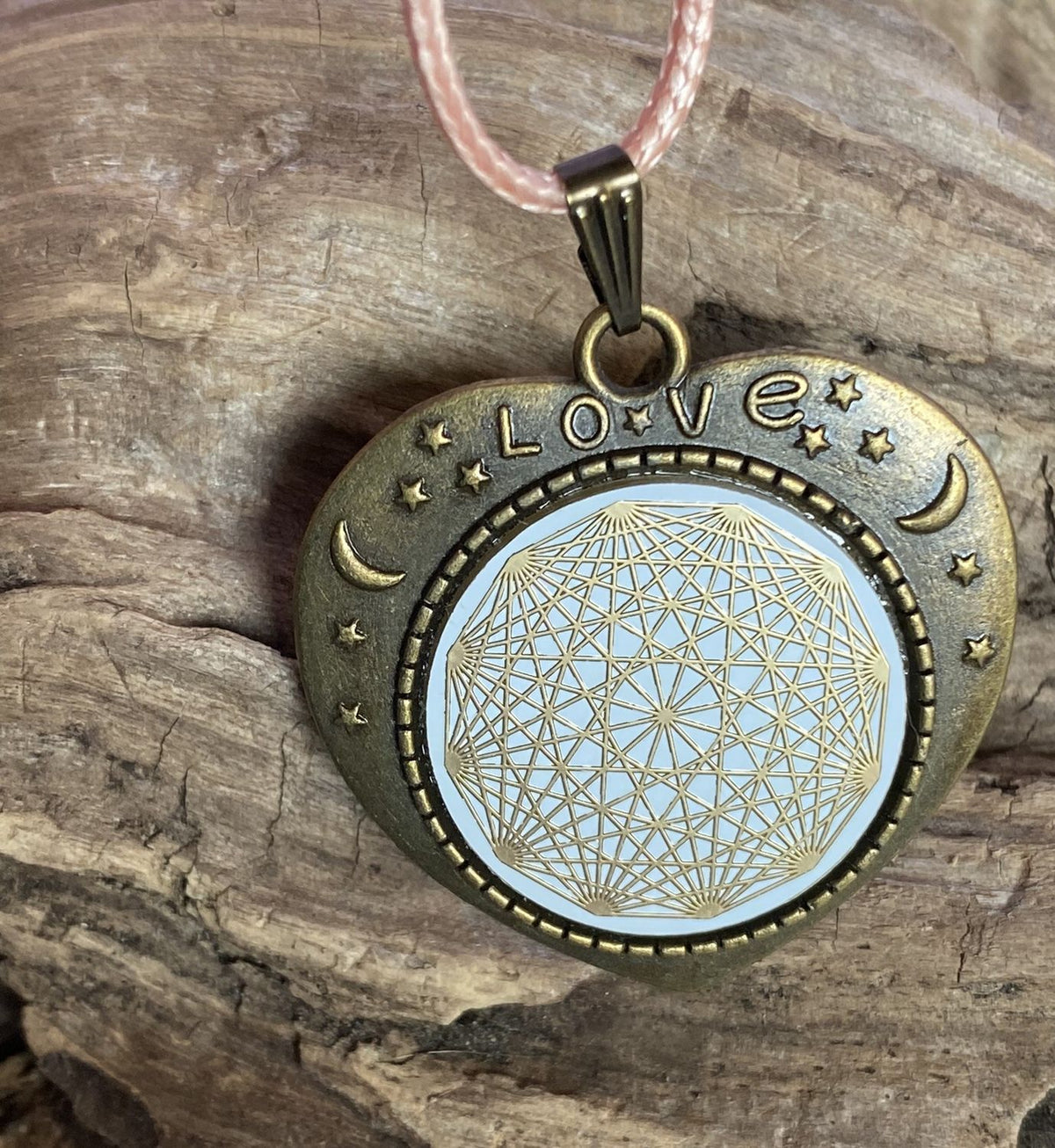 Amulett – bronzefarben, Lakhovsky MWOn Symbol, Disc in weiß 25 mm, goldlegiert, kupferunterlegt – Produktansicht 1