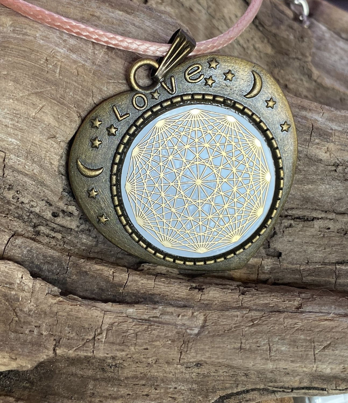 Amulett – bronzefarben, Lakhovsky MWOn Symbol, Disc in weiß 25 mm, goldlegiert, kupferunterlegt – Produktansicht 1