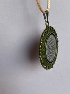 Amulett – Lakhovsky MWO – 25 mm / zinnlegiert / schwarz – Produktansicht 1