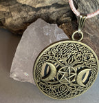 Amulett – bronzefarben, Wicca, Lakhovsky MWO, Disc in schwarz, goldlegiert, kupferunterlegt – Produktansicht 1