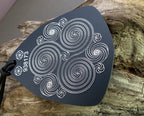 Amulett – Disc – Ganesha der Glücksbote+ die – 69 mm / zinnlegiert / schwarz – Produktansicht 1