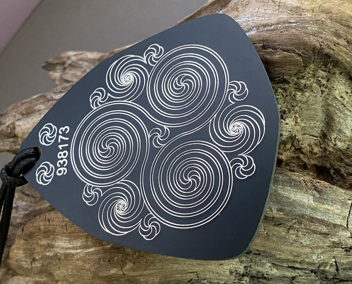 Amulett – Disc – Ganesha der Glücksbote+ die – 69 mm / zinnlegiert / schwarz – Produktansicht 1