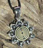 Amulett – Lotus Glitzer – Lakhovsky MWO – Lakhovsky MWO + Lotus – nachtschwarz – Produktansicht 1