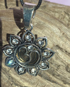 Amulett – Lotus Glitzer – Lakhovsky MWO – Lakhovsky MWO + Lotus – nachtschwarz – Produktansicht 1